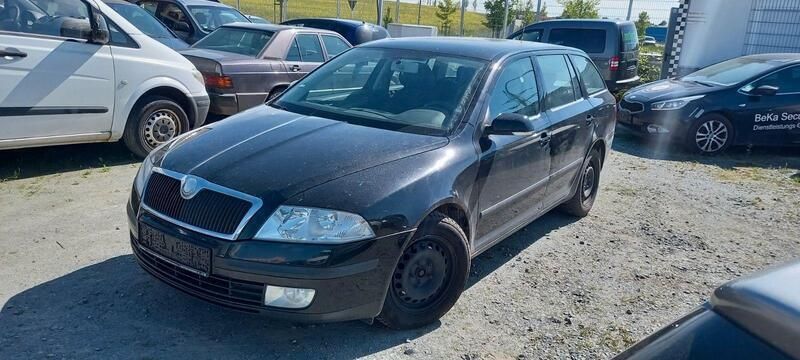 Schwarz Gebraucht 2008 Skoda Octavia Kombi | 1.250 € (Superpreis) - Bild 1/4