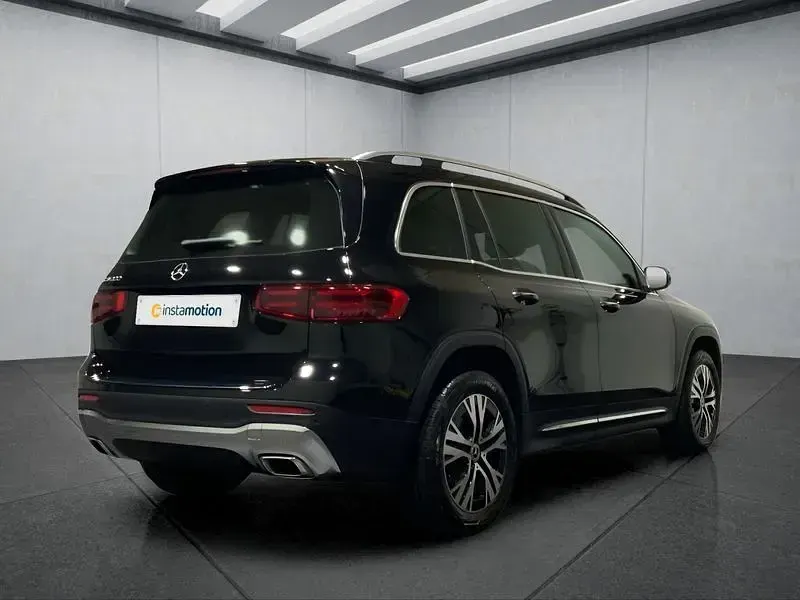 Gebraucht Mercedes GLB200 163 PS (119 kW) 2025 Schwarz SUV