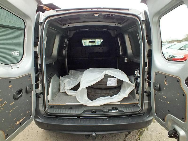 Gebraucht Renault Kangoo 110 PS (80 kW) 2017 Silber Van / Kleinbus
