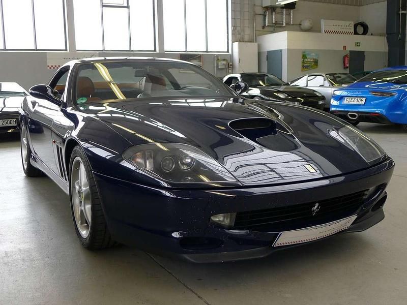 Second-hand Ferrari 550 485 CP (356 kW) 2000 Albastru Coupe