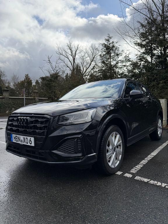 Gebraucht Audi Q2 Advanced 190 PS (139 kW) 2024 Schwarz SUV