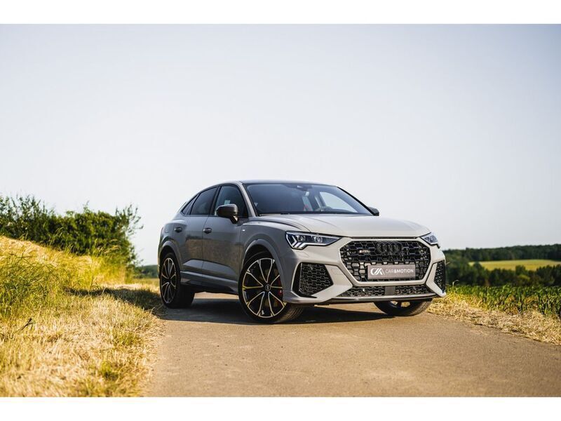Grau Gebraucht 2021 Audi RS Q3 Sportback Sport SUV | 54.900 € (Fairer Preis) - Bild 1/4