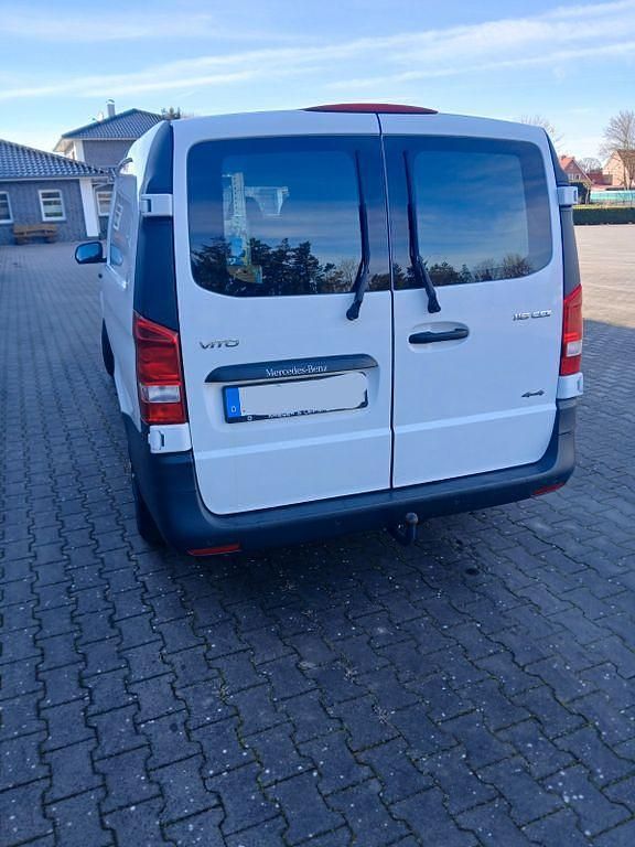 Gebraucht Mercedes Vito 163 PS (119 kW) 2018 Weiß Van