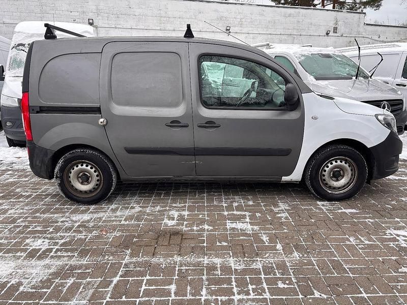 Gebraucht Mercedes Citan 109 90 PS (66 kW) 2018 Arktikweiss Van / Kleinbus