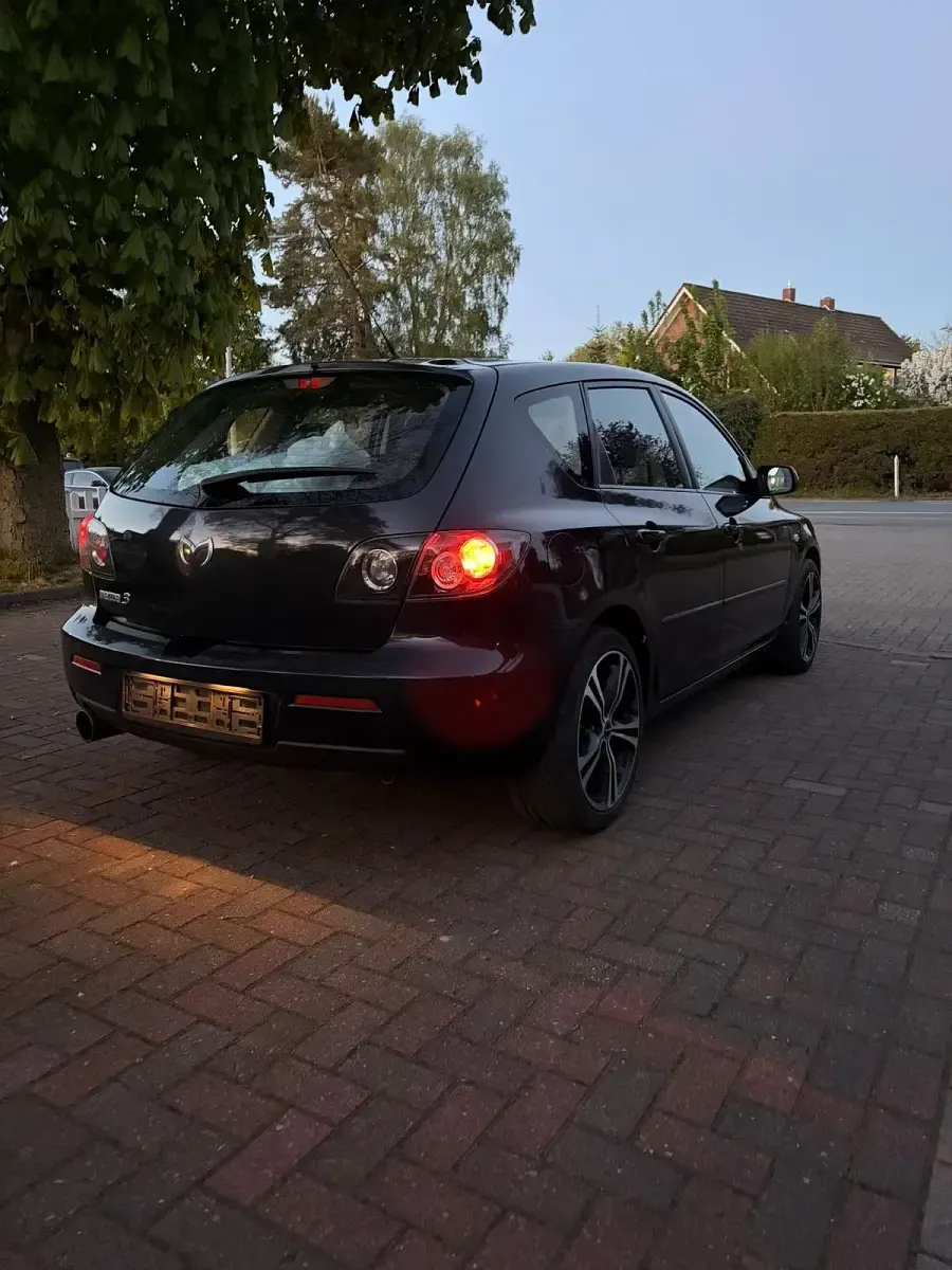 Usata Mazda 3 150 CV (110 kW) 2007 Nero Berlina