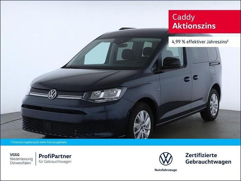 Blau (starlight blue (blau)) Gebraucht 2024 VW Caddy Life Van / Kleinbus | 34.990 € (Etwas zu teuer) - Bild 1/3