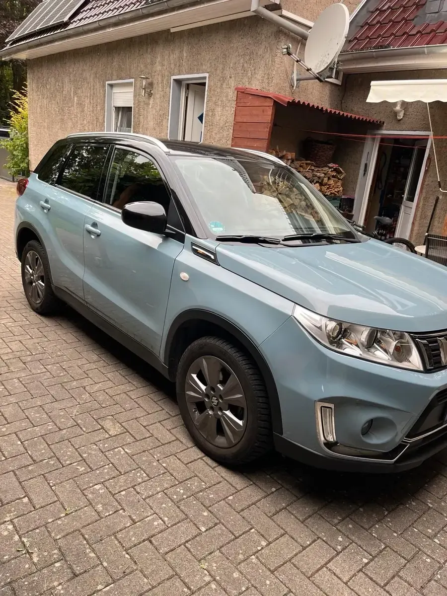 Gebraucht Suzuki Vitara 130 PS (95 kW) 2018 Blau SUV