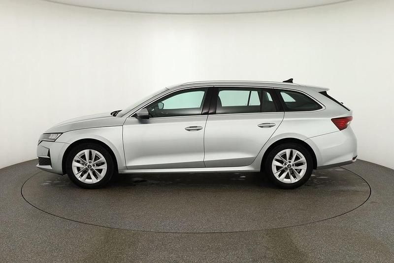 Gebraucht Skoda Octavia 150 PS (110 kW) 2025 Silber Kombi