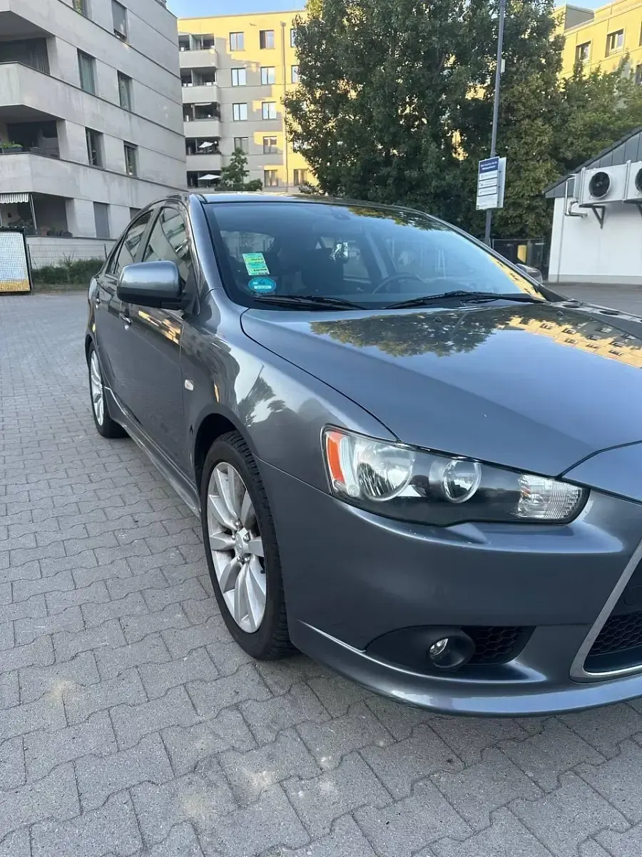Gebraucht Mitsubishi Lancer 143 PS (105 kW) 2009 Limousine