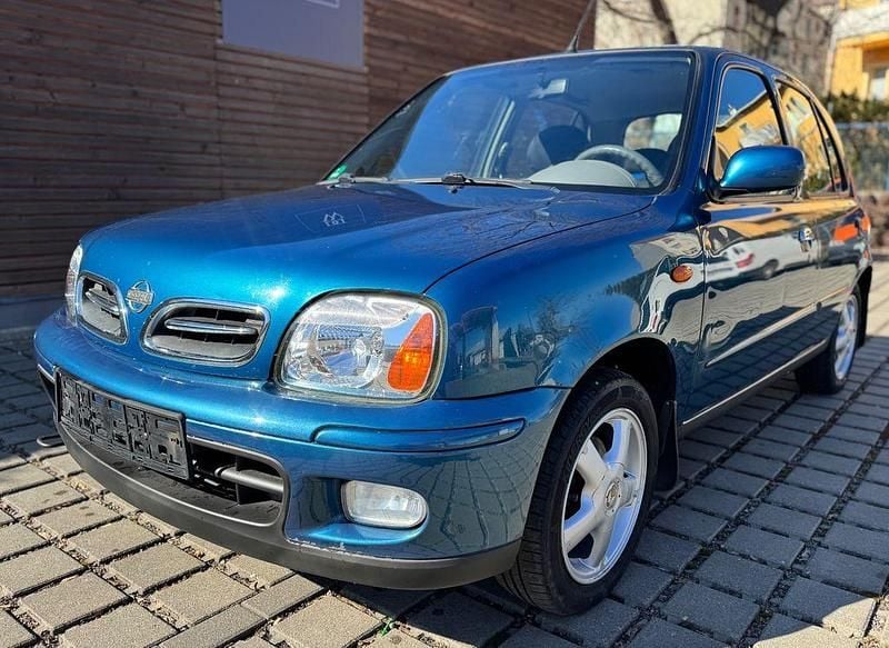 Gebraucht Nissan Micra 82 PS (60 kW) 2002 Blau Kleinwagen