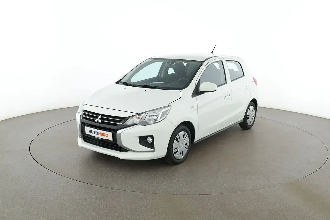 Begagnad Mitsubishi Space Star 71 HK (52 kW) 2021 Halvkombi