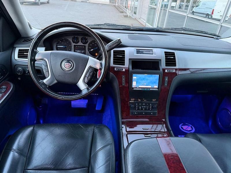 Gebraucht Cadillac Escalade 409 PS (300 kW) 2008 Schwarz SUV