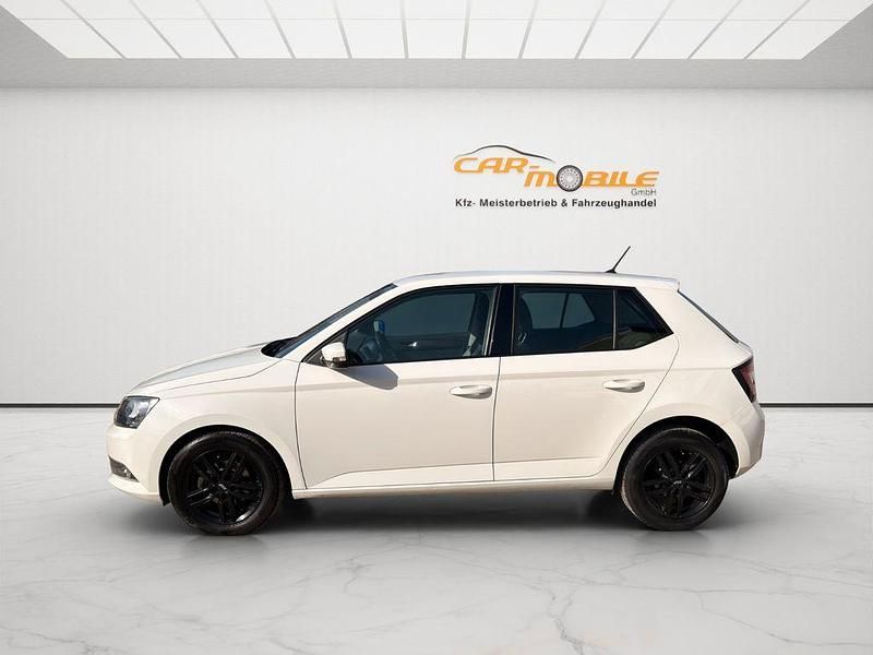 Gebraucht Skoda Fabia Ambition 90 PS (66 kW) 2015 Weiß Limousine
