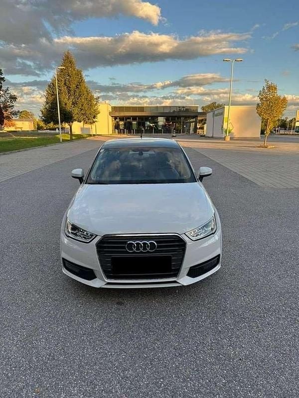 Gebraucht 2015 Audi A1 Sportback Ambition Kleinwagen | 6.000 € (Superpreis) - Bild 1/4