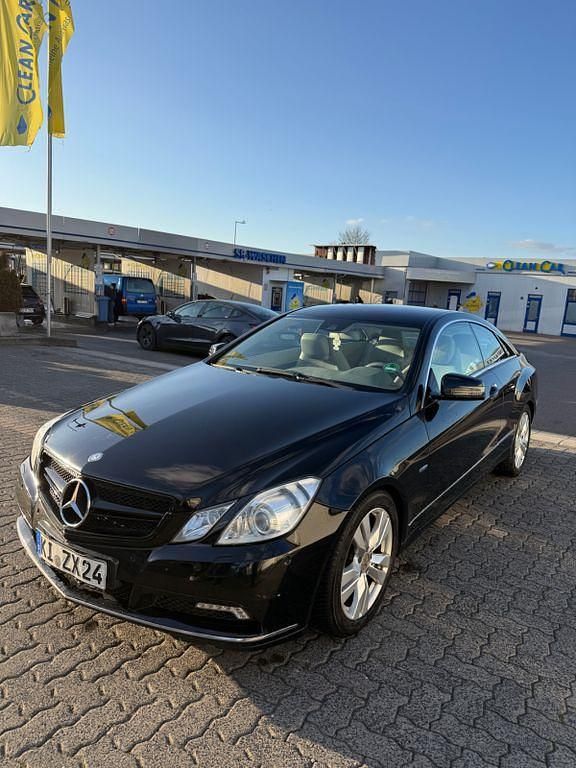 Second-hand Mercedes E250 204 CP (150 kW) 2010 Coupe
