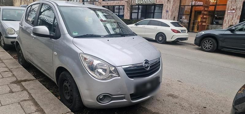 Gebraucht Opel Agila 80 PS (58 kW) 2008 Silber Kleinwagen