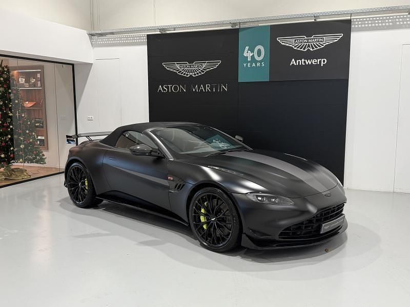 Gebraucht Aston Martin V8 Vantage 534 PS (392 kW) 2022 Schwarz Cabrio