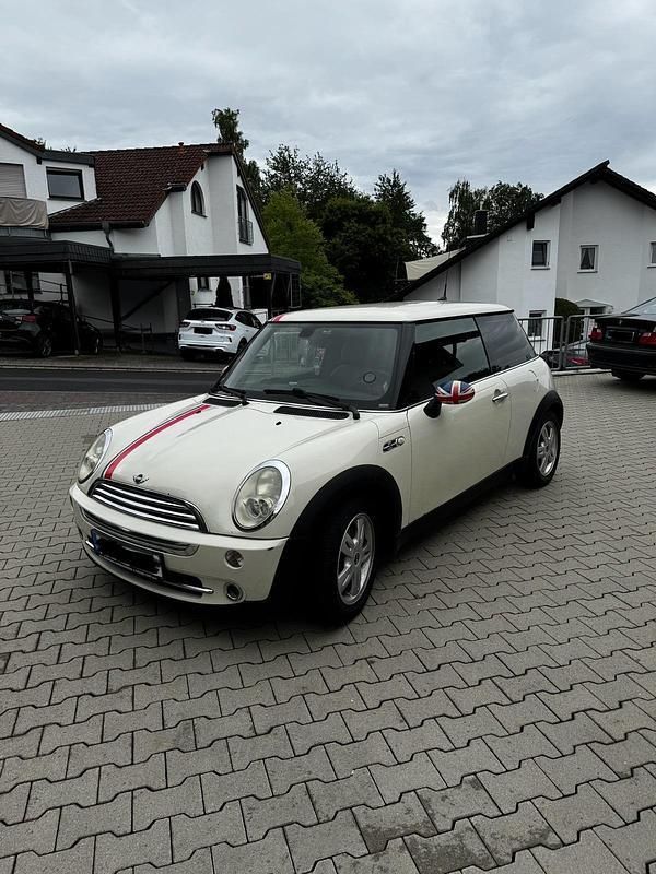 Beige Gebraucht 2007 Mini Cooper Kleinwagen | 1.900 € - Bild 1/4