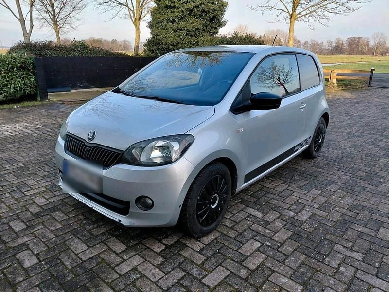 Silber Gebraucht 2014 Skoda Citigo Monte Carlo Kleinwagen | 2.750 € (Superpreis) - Bild 1/3