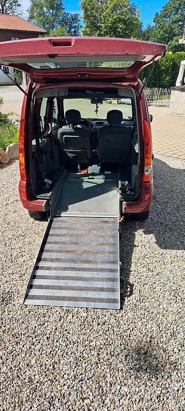 Rot Gebraucht 2007 Renault Kangoo Van / Kleinbus | 5.500 € (Teuer) - Bild 1/4