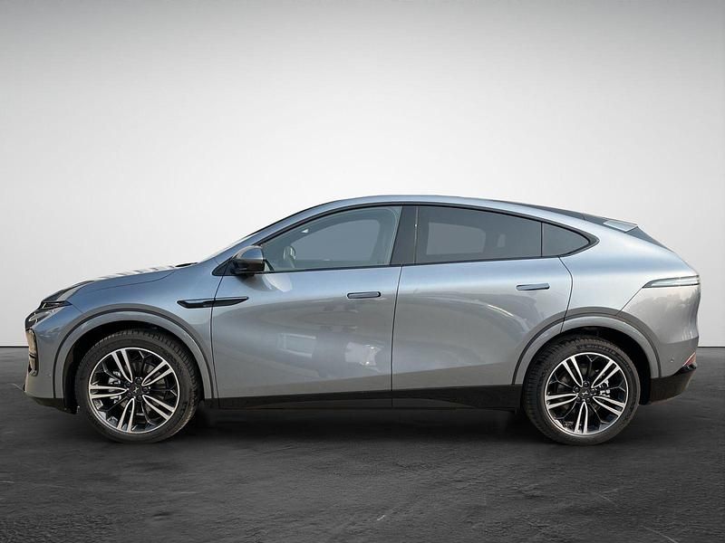 Neu XPENG G6 AWD Performance 350 kW (476 PS) 2026 Grau SUV