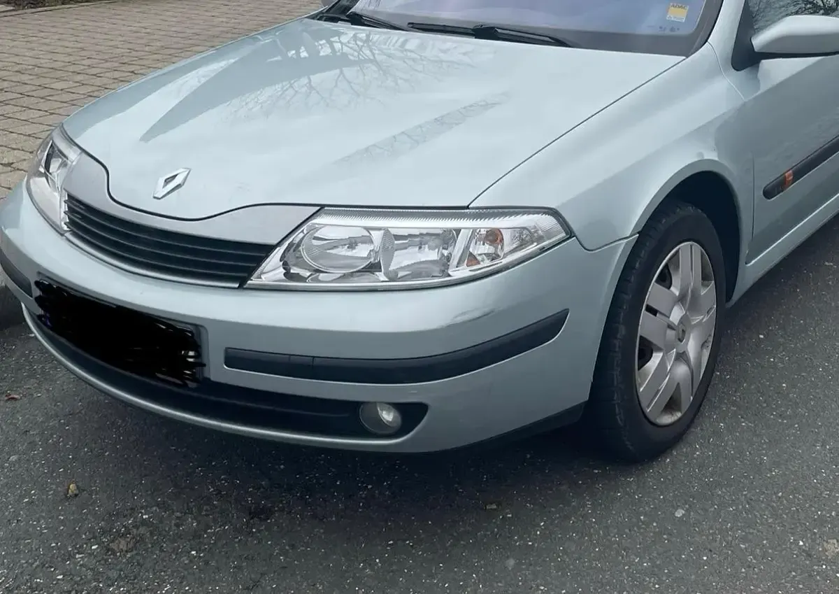 Gebraucht Renault Laguna II 120 PS (88 kW) 2003 Silber Limousine
