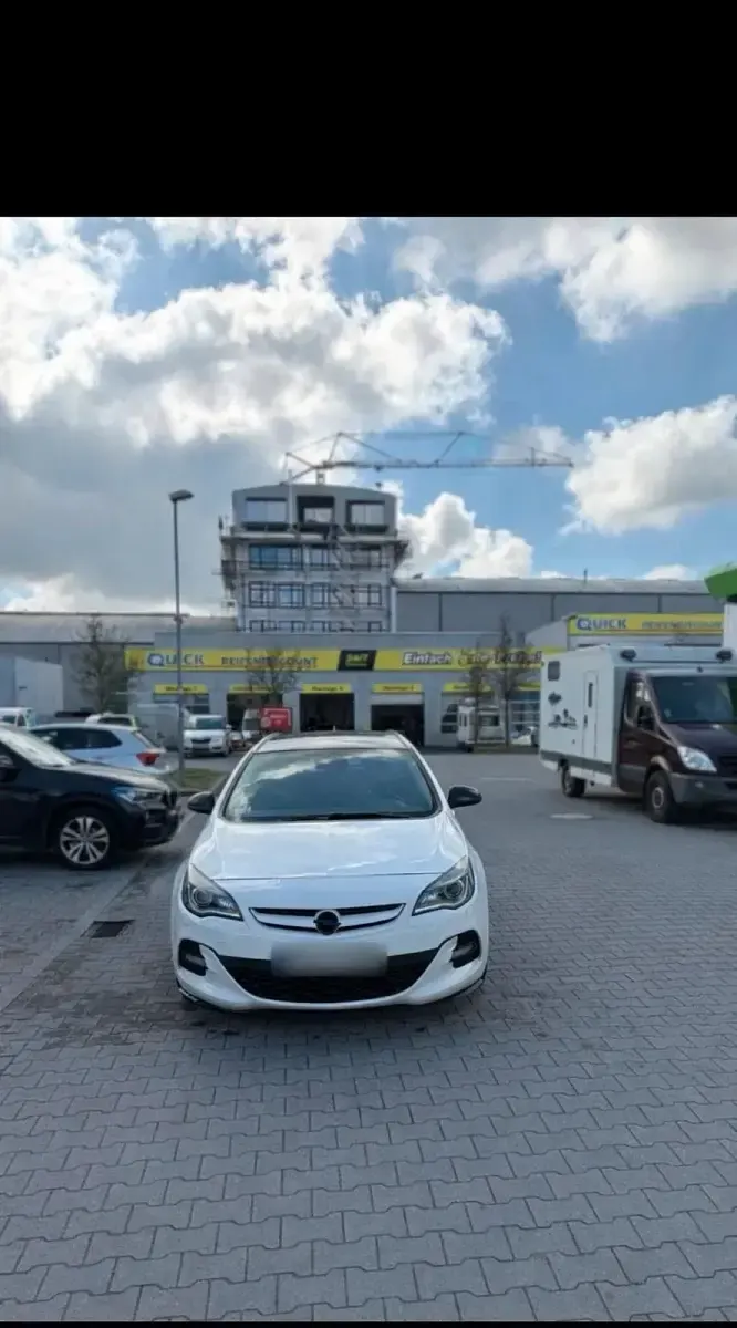 Gebraucht Opel Astra OPC 110 PS (80 kW) 2014 Weiß Kombi