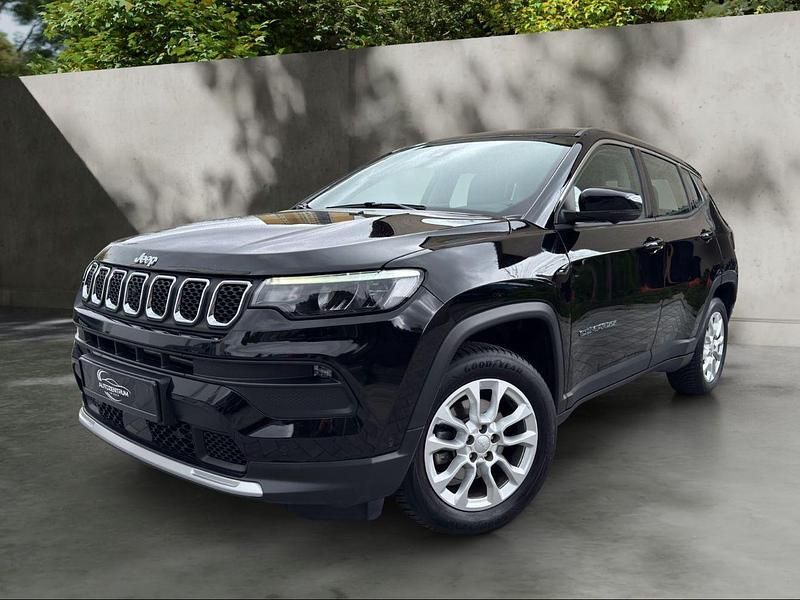 Gebraucht Jeep Compass Altitude 131 PS (96 kW) 2024 Schwarz SUV