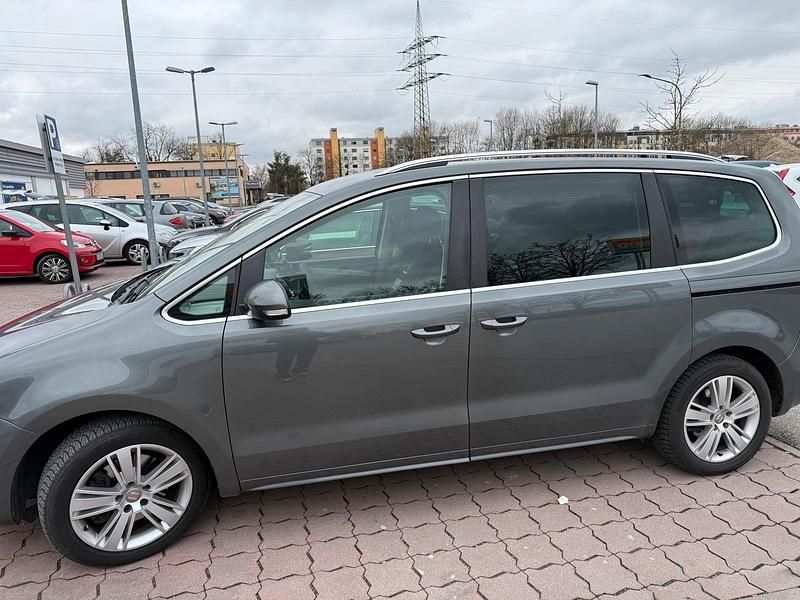 Gebraucht Seat Alhambra 177 PS (130 kW) 2015 Grau Van / Kleinbus