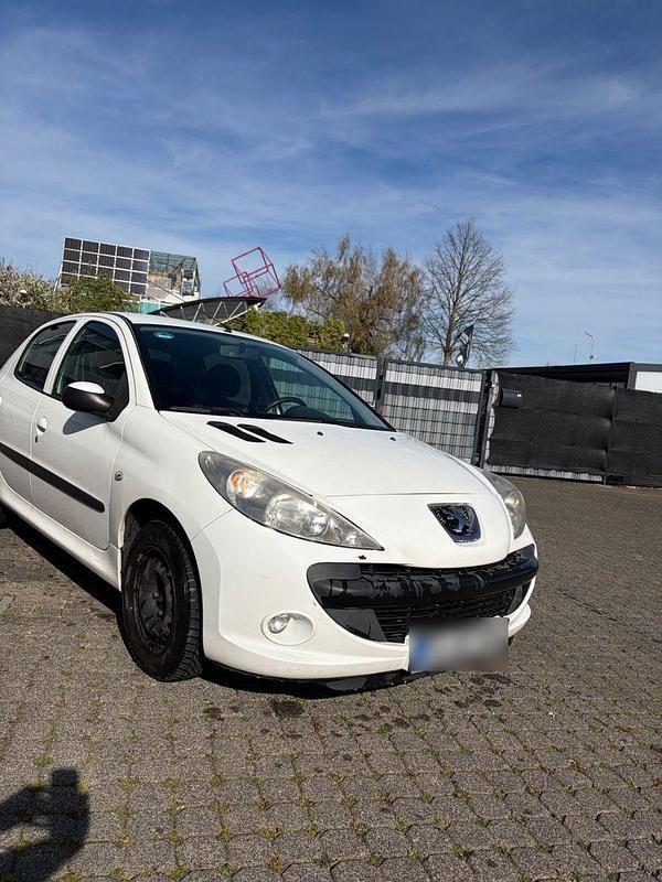 Gebraucht Peugeot 206 75 PS (55 kW) 2009 Schwarz Kleinwagen
