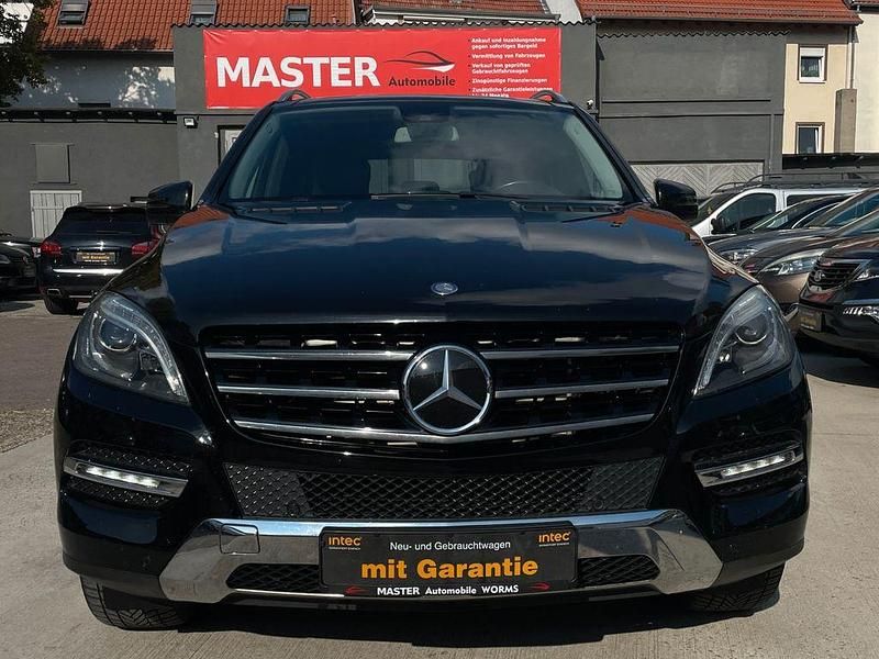 Gebraucht Mercedes ML350 258 PS (189 kW) 2013 Schwarz SUV