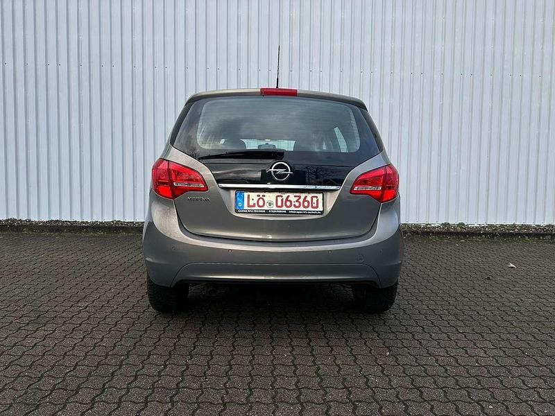 Gebraucht Opel Meriva Active 120 PS (88 kW) 2013 Muskatgrau/muskat braun(m2) Van / Kleinbus