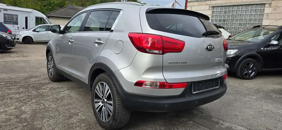 Gebraucht Kia Sportage Premium 184 PS (135 kW) 2015 (9s) kirunasilber met. SUV