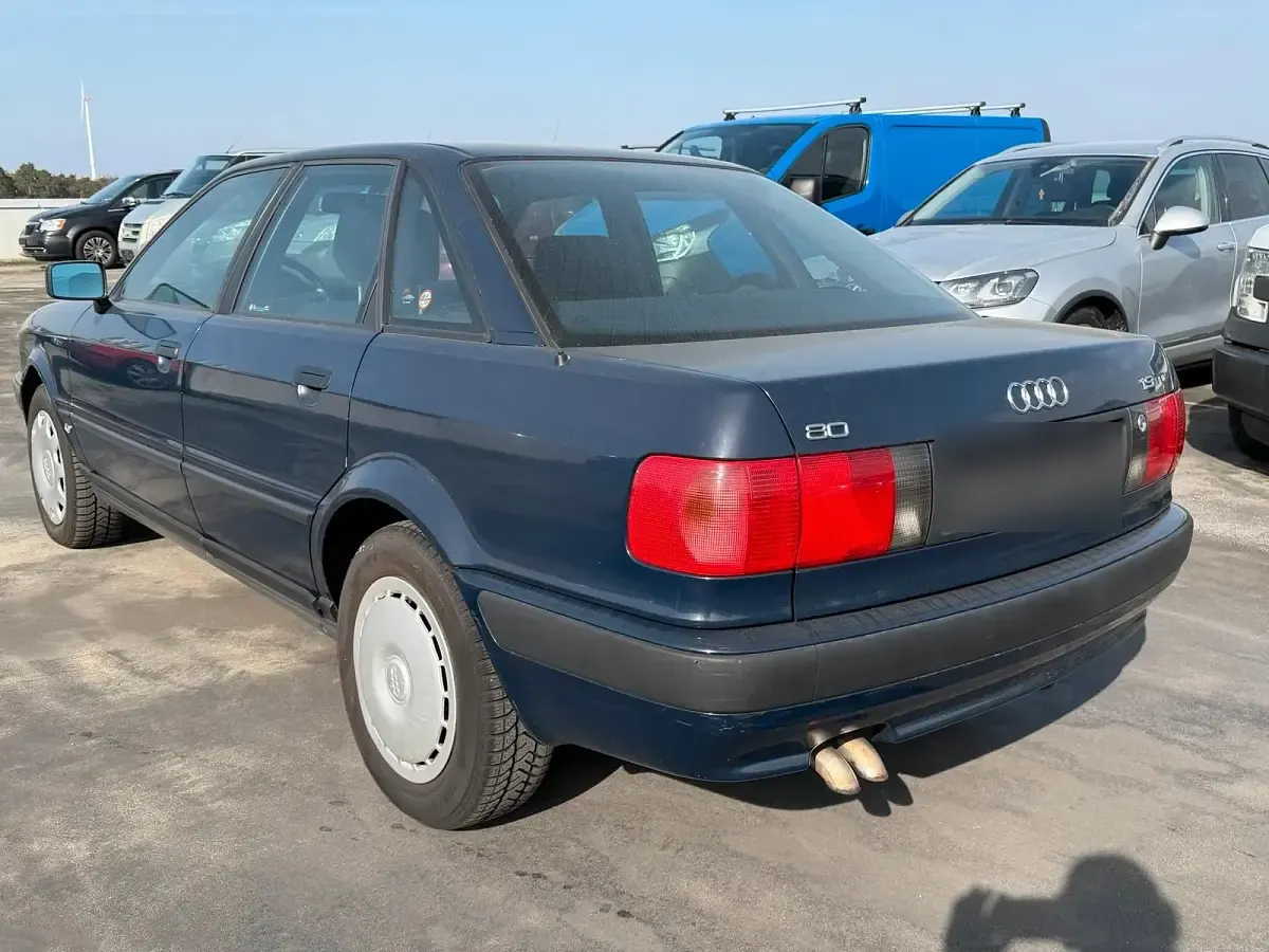 Gebraucht Audi 80 90 PS (66 kW) 1994 Blau Limousine