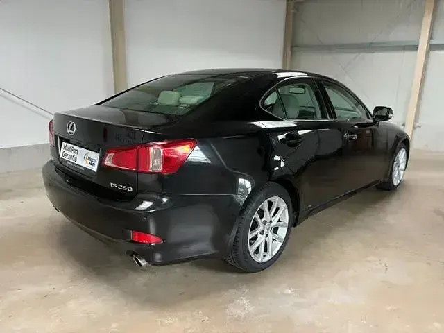 Gebraucht Lexus IS250 208 PS (152 kW) 2011 Schwarz Limousine