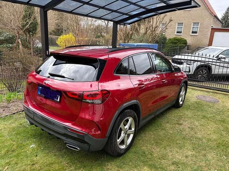 Gebraucht Mercedes GLA220 AMG line 190 PS (139 kW) 2021 Rot SUV