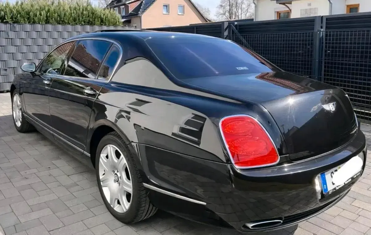 Gebraucht Bentley Continental Flying Spur 560 PS (411 kW) 2007 Schwarz Limousine