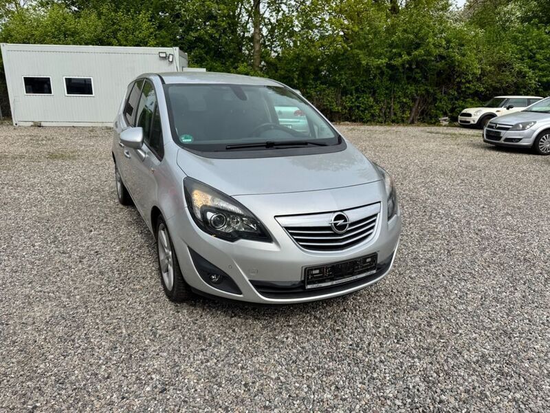 Silber Gebraucht 2010 Opel Meriva Innovation Van / Kleinbus | 2.650 € (Guter Preis) - Bild 1/4