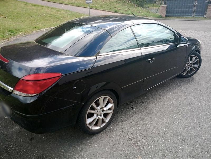 Gebraucht Opel Astra Cabriolet 140 PS (102 kW) 2006 Schwarz Cabrio