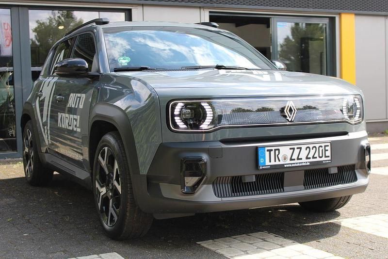 Gebraucht Renault 4 E-Tech Komfort 110 kW (150 PS) 2025 Schiefergrau SUV
