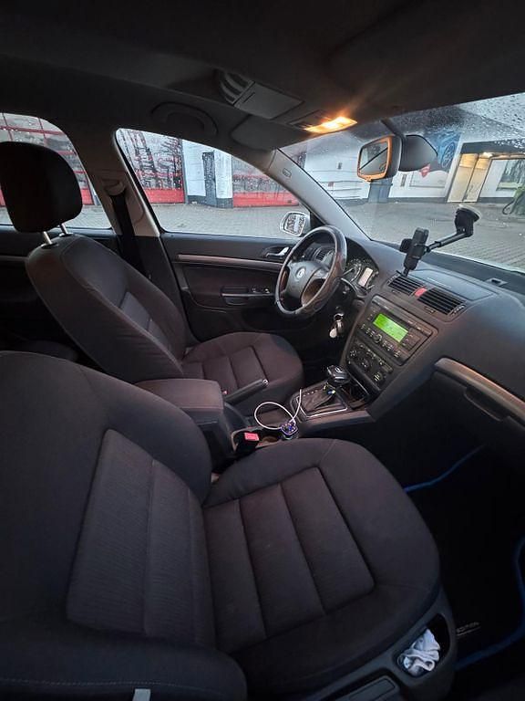 Gebraucht Skoda Octavia 105 PS (77 kW) 2005 Silber Limousine