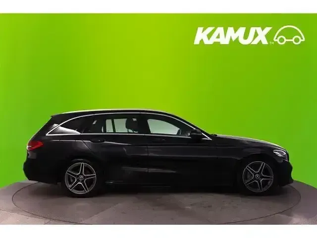 Gebraucht Mercedes C220 AMG line 194 PS (142 kW) 2019 Schwarz Limousine