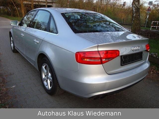 Gebraucht Audi A4 Ambiente 170 PS (125 kW) 2013 Silber Limousine
