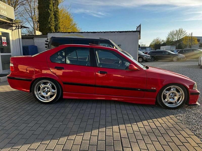 Gebraucht BMW M3 Performance 286 PS (210 kW) 1994 Rot Limousine