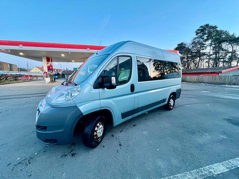 Blau Gebraucht 2013 Peugeot Boxer Van | 14.800 € - Bild 1/4