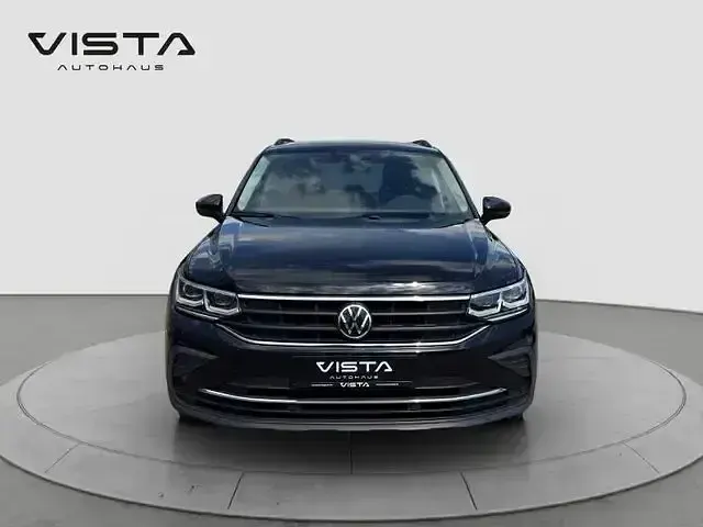 Gebraucht VW Tiguan Business 150 PS (110 kW) 2022 Deep black perleffekt SUV