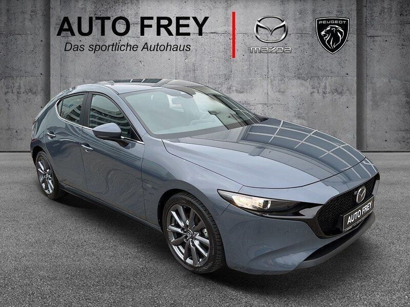 Grau Gebraucht 2020 Mazda 3 Selection Limousine | 21.390 € (Etwas zu teuer) - Bild 1/3