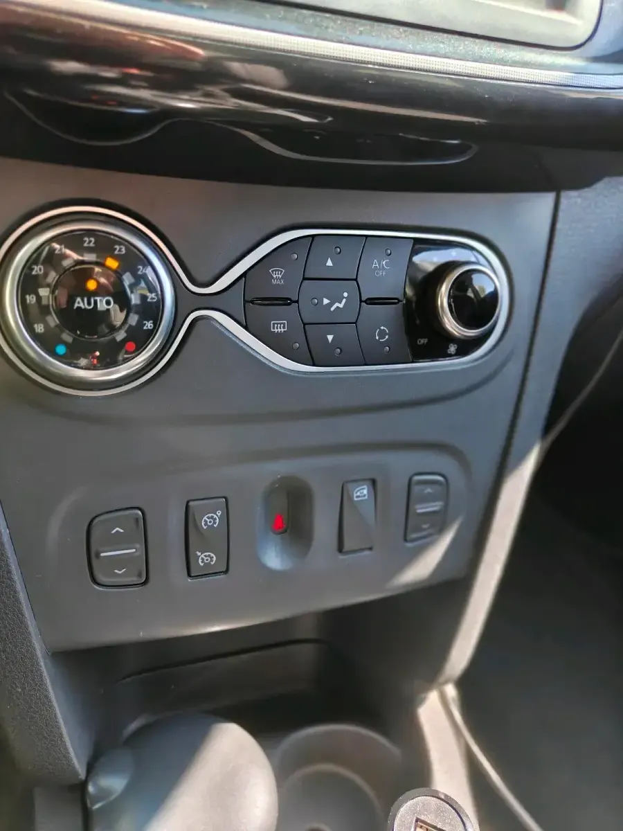 Gebraucht Dacia Logan 73 PS (53 kW) 2018 Limousine