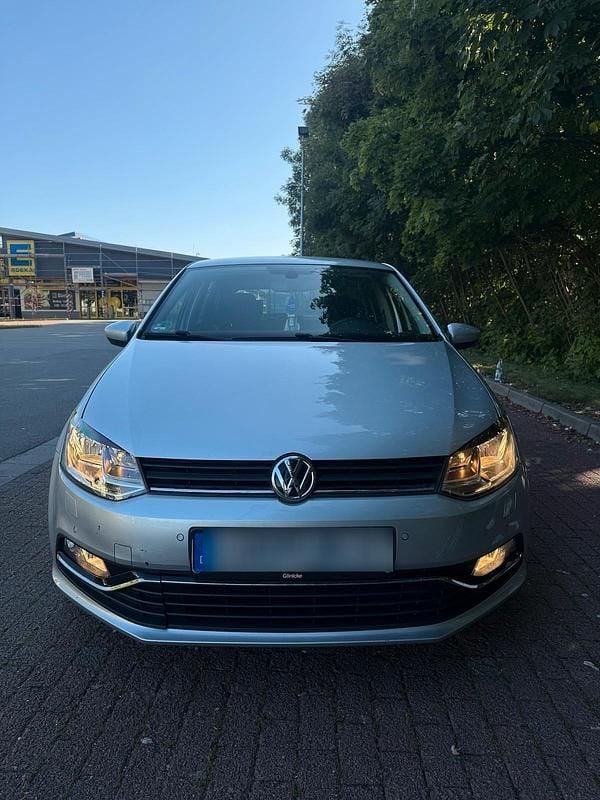 Silber Gebraucht 2014 VW Polo Kleinwagen | 4.600 € (Guter Preis) - Bild 1/4