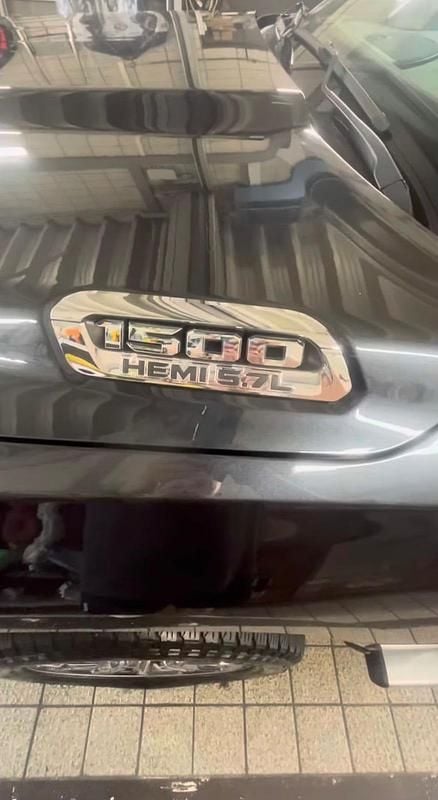 Gebraucht Dodge Ram 401 PS (294 kW) 2020 Schwarz Pickup